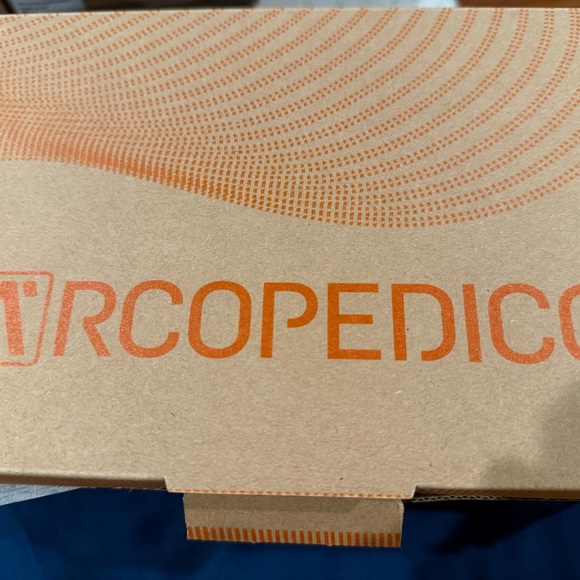 🆕 ARCOPEDICO Cezanne Beige Women's Tan Slip-On Shoes Size 37 - Picture 3 of 5